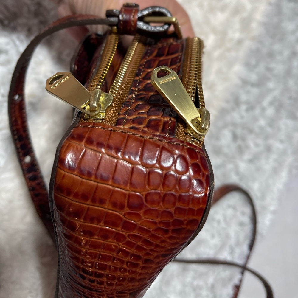 Used Brahmin crossbody purse
